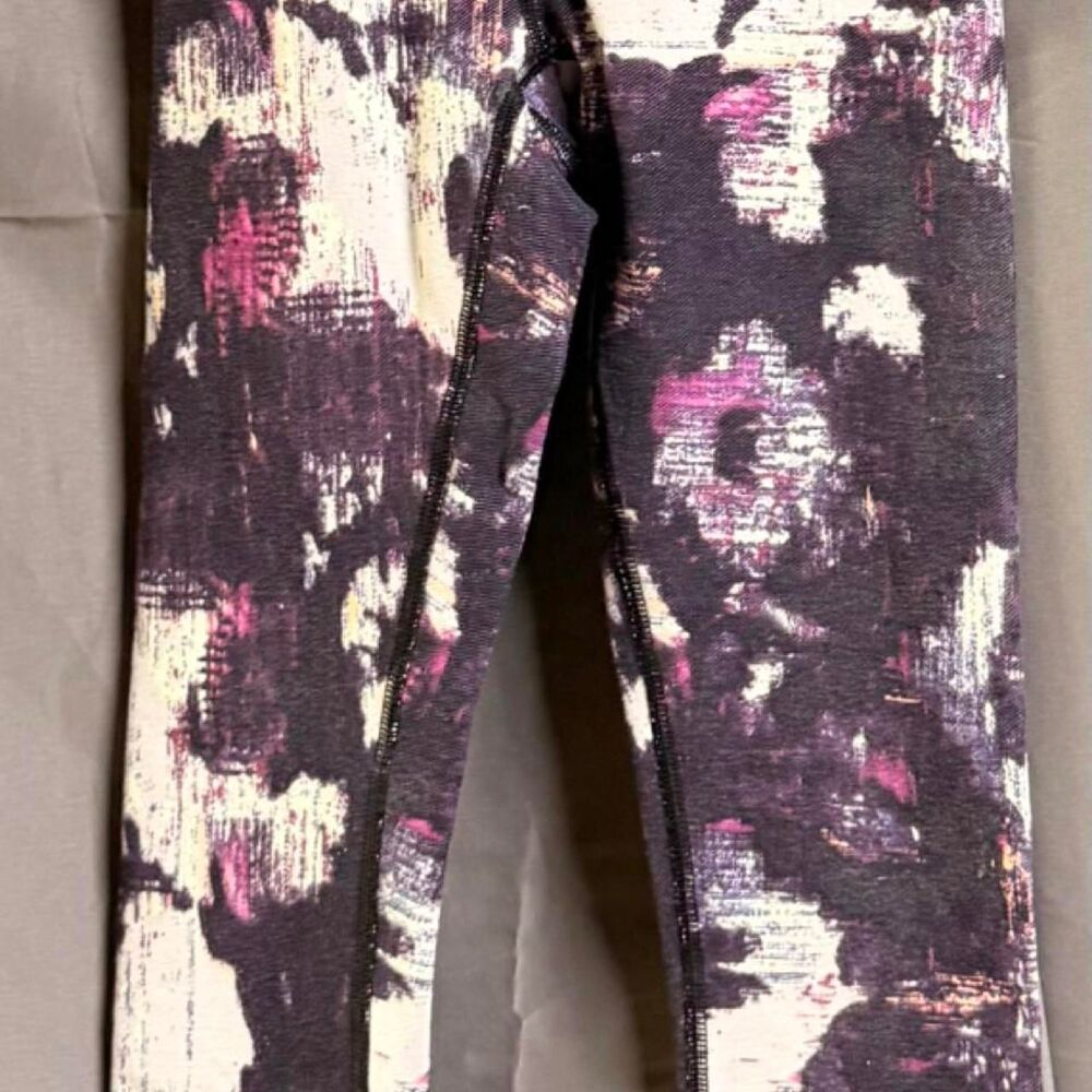 Lululemon Women's multi Leggings